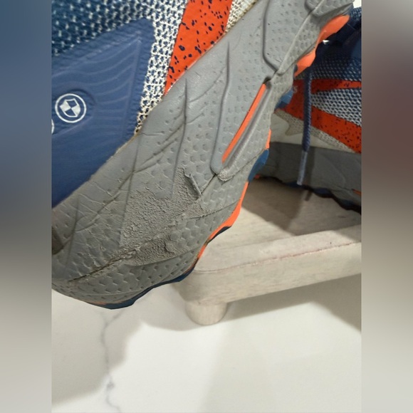 Brooks Men’s Size 9 Cascadia 17 Trail Running Shoe - Blue/Navy/Firecracker - Picture 5 of 11